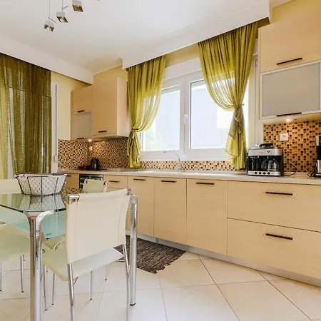 Apartman Hazel Suburb Szaloniki
