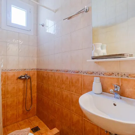 Hazel Suburb Θεσσαλονίκη