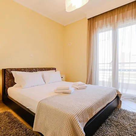 Hazel Suburb * Saloniki