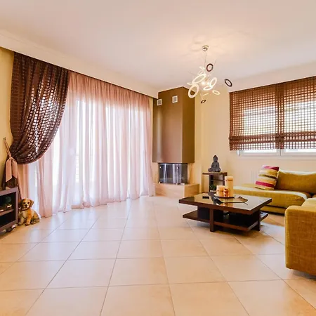 Hazel Suburb Saloniki