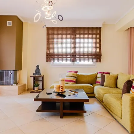 Hazel Suburb Apartament *